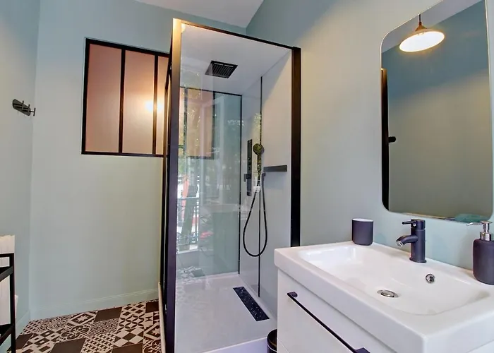 Centre - Ideal Tourisme & Affaires *